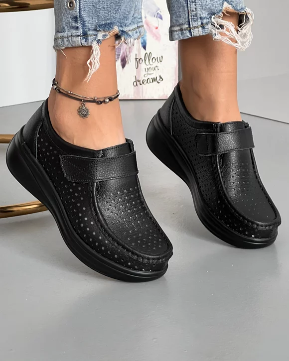 Pantofi Casual Dama Cu Bareta Perforati Negri Piele Naturala XH-3243