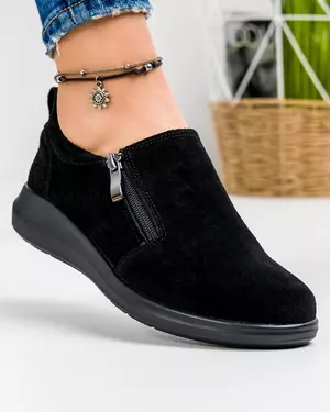 Pantofi casual din piele naturala intoarsa negri cu talpa flexibila si varf rotund T-3100