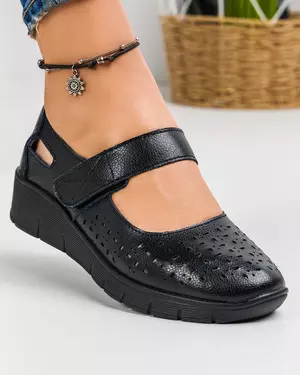 Pantofi Cu Bareta Piele Naturala Casual Perforati Negri VK-F001-459