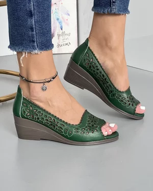 Pantofi Dama Perforati Cu Model Floral Verde Inchis Piele Naturala Decupati AK082